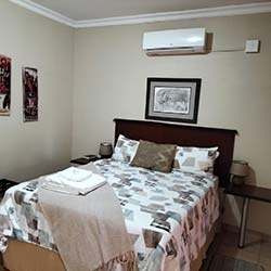 Gatehuis slaapkamer met bed